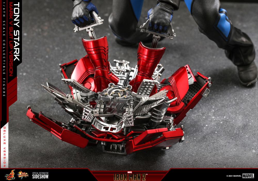 Iron Man 2 MMS600 Tony Stark (Mark V Suit Up Ver.) Deluxe 1/6th Scale Collectible Figure (Hot Toys)
