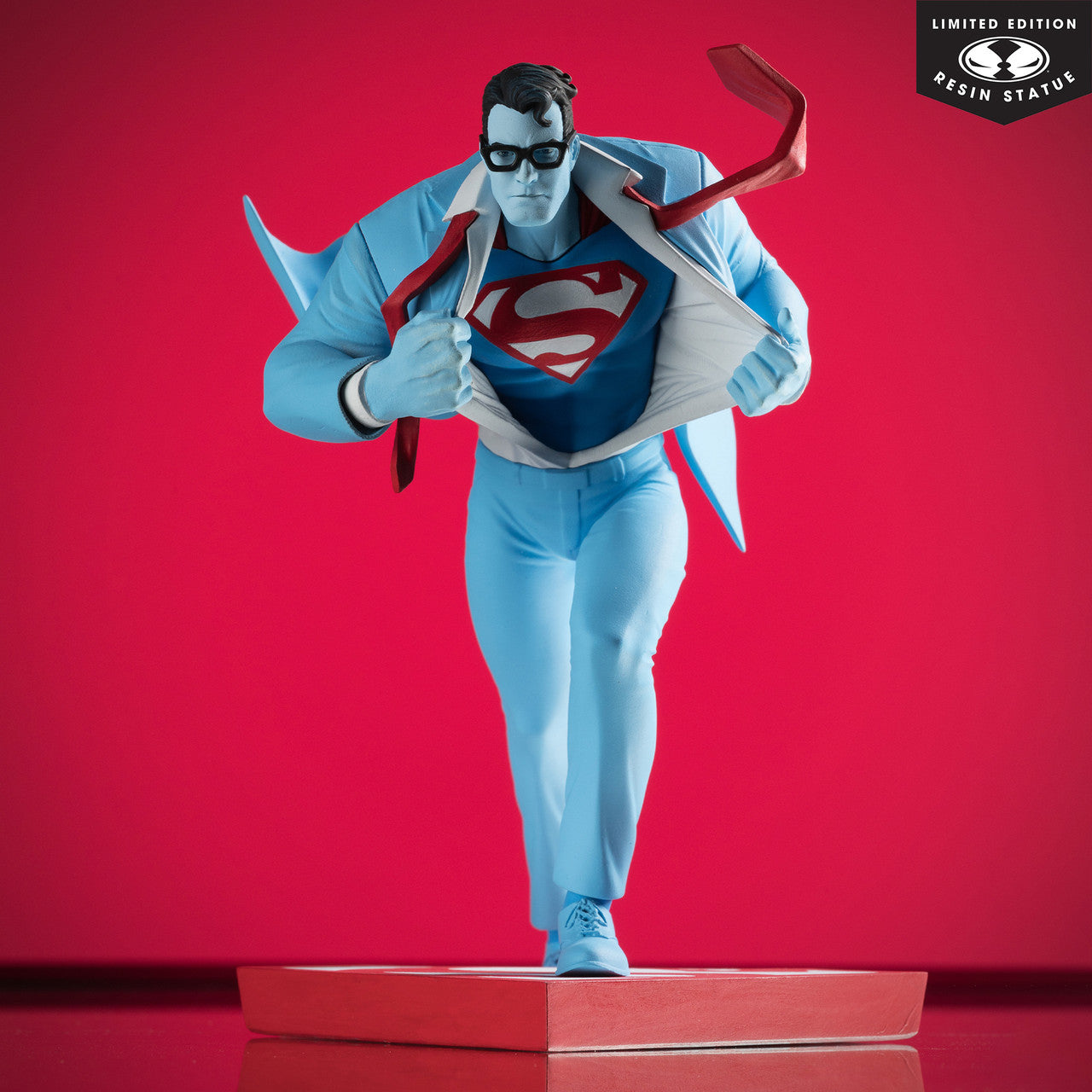 🔥PRESALE🔥DC Comics Superman Red and Blue 1/10 Scale Limited Edition Statue (Clayton Henry) (McFarlane Toys)