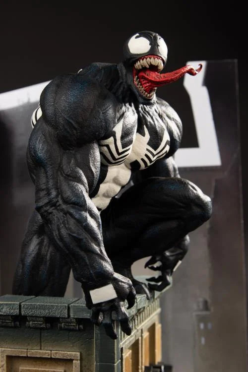 Marvel Comics Venom (Venom #5) 1/6 Scale Figure (McFarlane Toys)