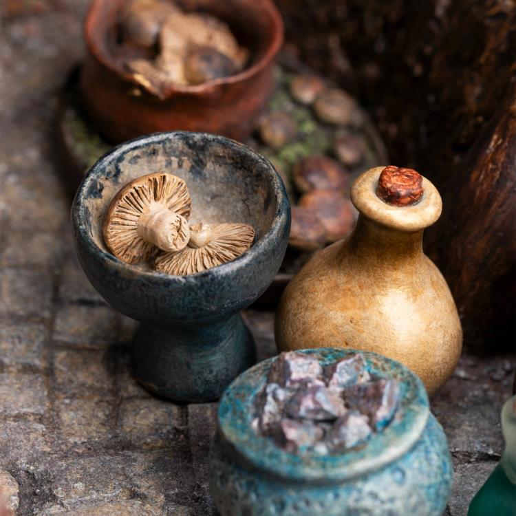 The Hobbit Radagast the Brown in Rhosgobel 1:6 Scale Statue (Weta Workshop)