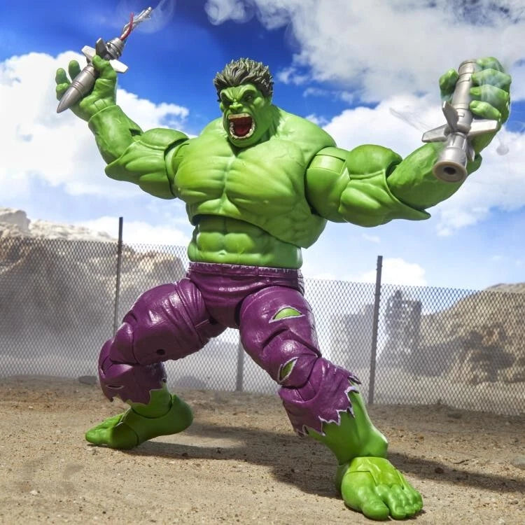 Hasbro Marvel Legends Maximum Series Hulk Deluxe Action Figure (Hasbro)