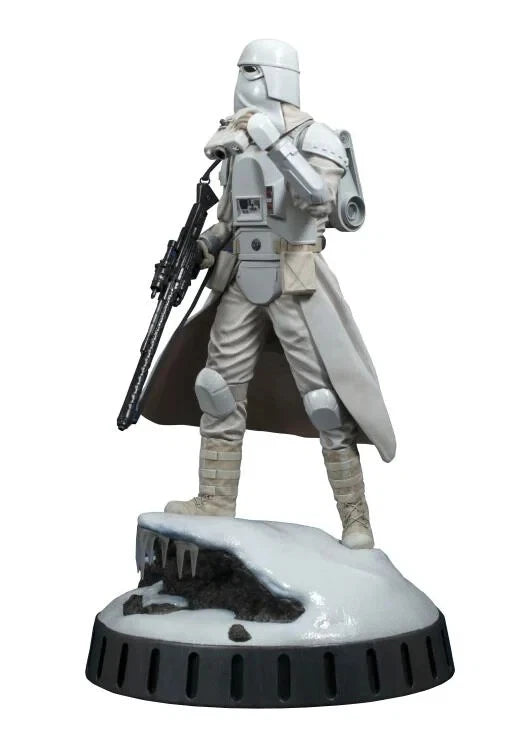 🔥PRESALE🔥 Diamond Select Star Wars Snowtrooper 1:6 Scale Statue