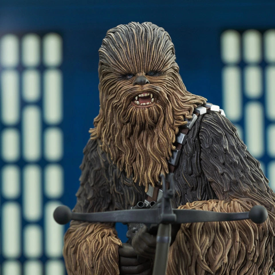 Diamond Select Gentle Giant Star Wars Chewbacca 1:6 Scale Statue