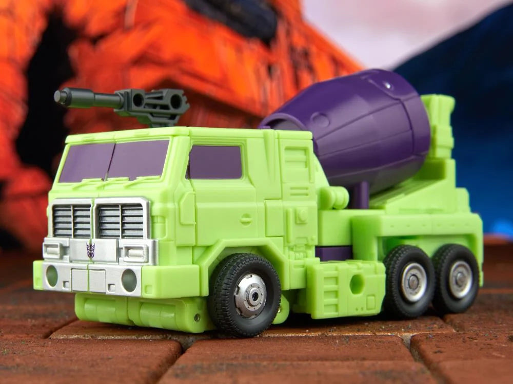 The Transformers: The Movie Studio Series Voyager Class Constructicon Mixmaster Action Figure (Hasbro,Takara Tomy)